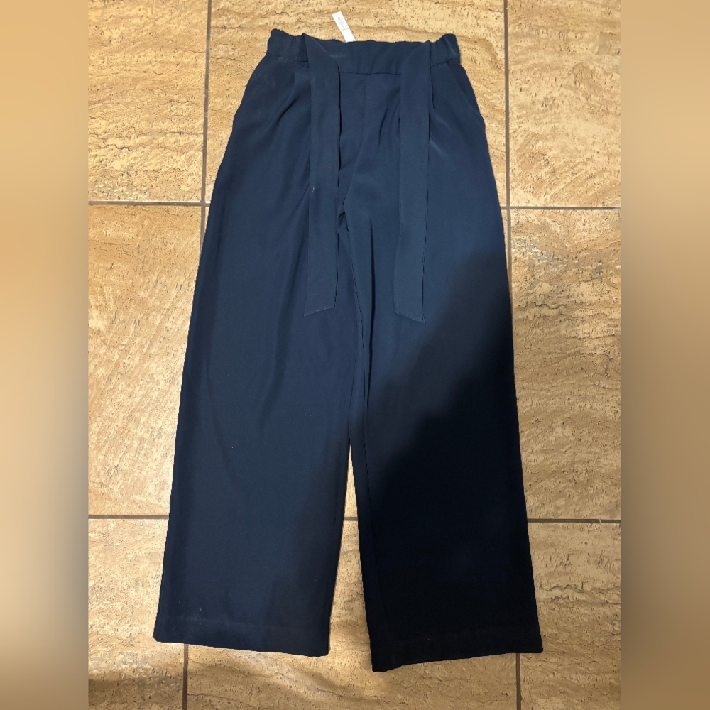 Lululemon On the Fly Navy Wide-Leg Pants with Waist Tie